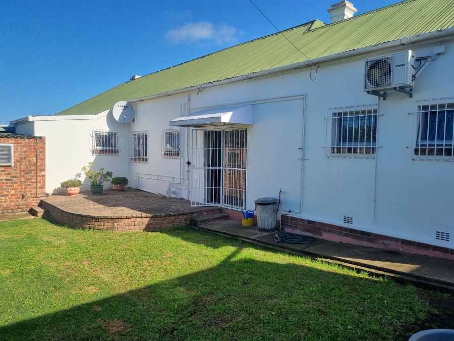 4 Bedroom Property for Sale in Cannon Hill Eastern Cape